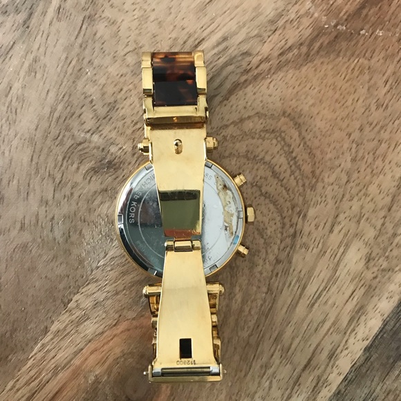 Michael Kors Gold Tortoise Watch - Picture 3 of 3